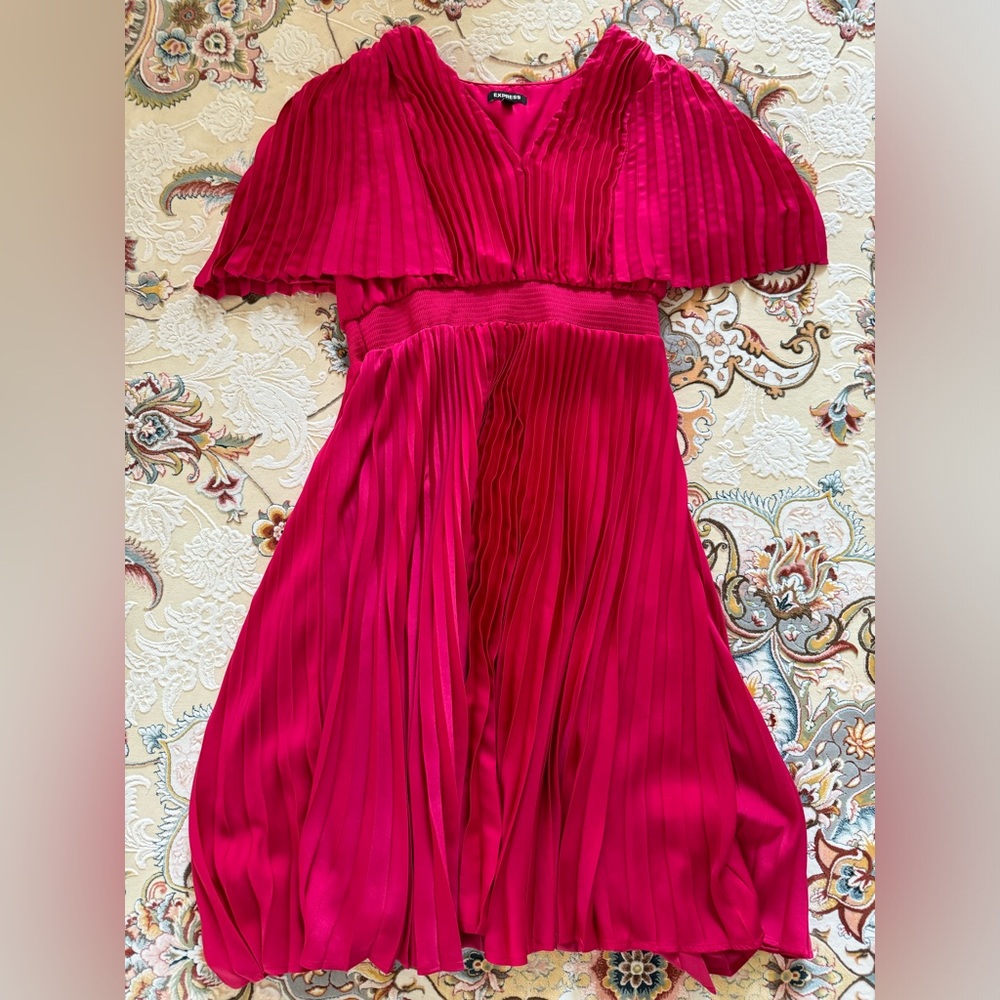 Flowy Express Dress